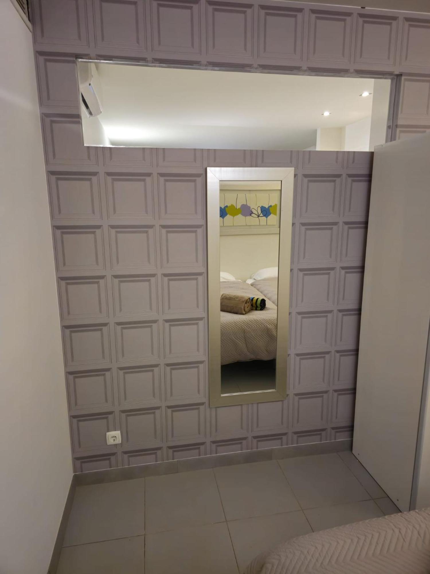 Newly Refurbished 2 Bed Appt วิลาโมรา ภายนอก รูปภาพ